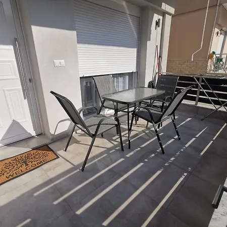 Apartment Elia Nea Karvali